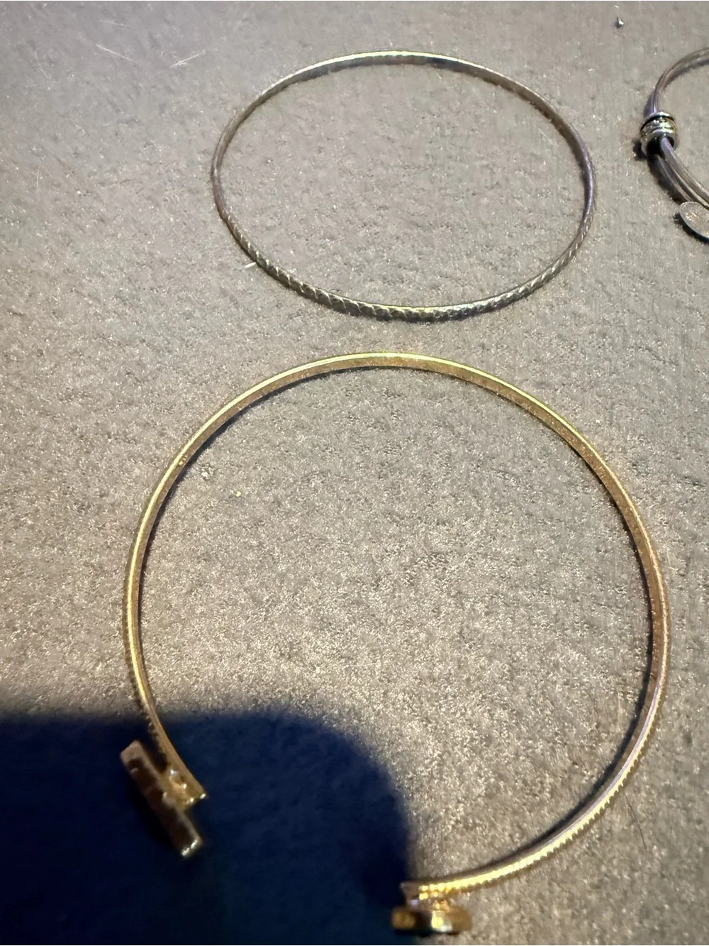Assorted Women’s Bracelet Set - Gold & Silver Tones